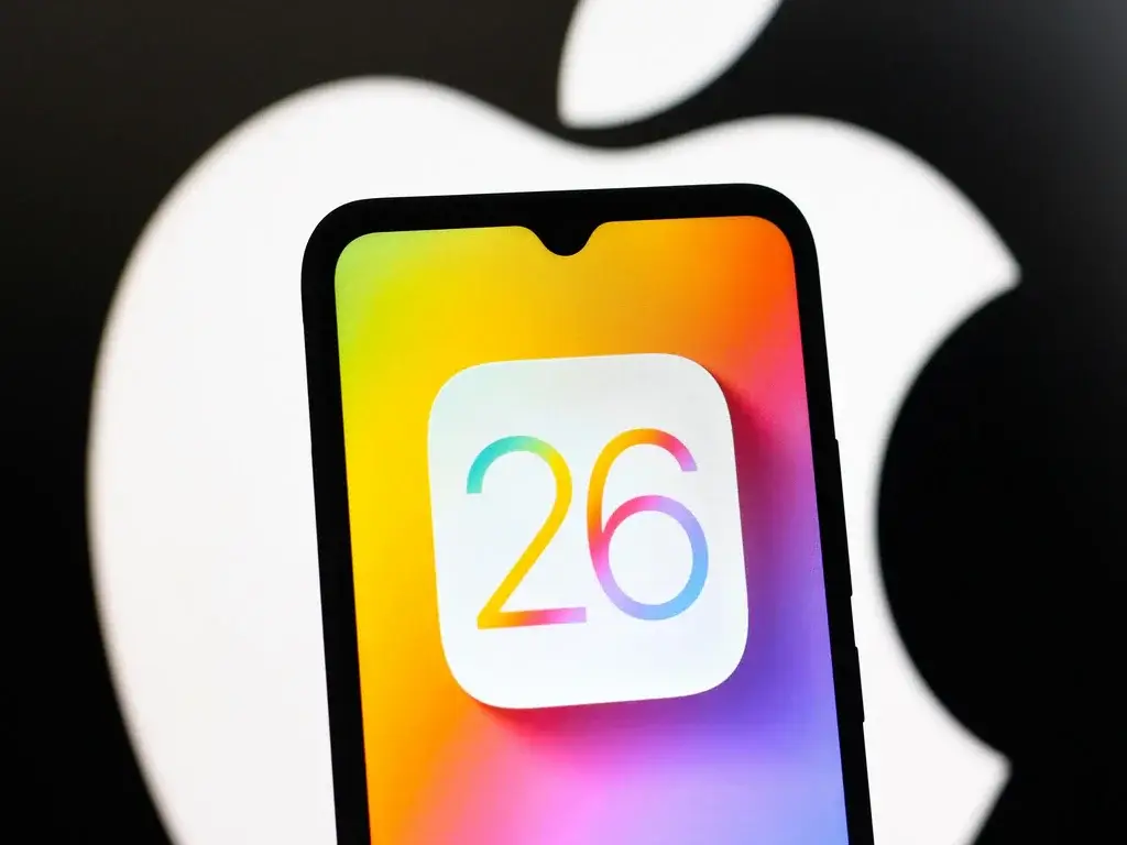 Владельцы iPhone очень неохотно переходят на iOS 26: на данный момент доля ОС всего 15%