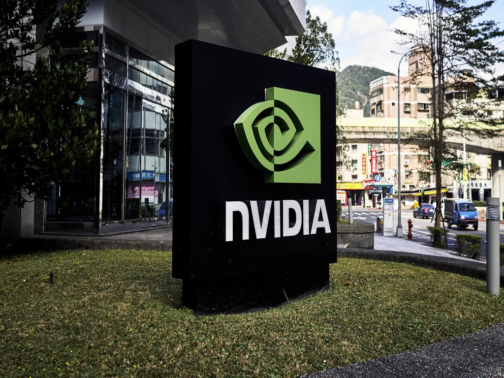 NVIDIA отменила рекомендованные розничные цены на RTX 50