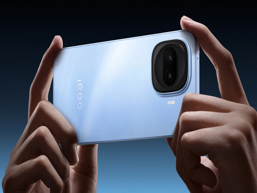 Состоялся релиз iQOO Z11 Turbo с процессором Snapdragon 8 Gen 5, камерой 200 Мп и батареей 7600 мАч