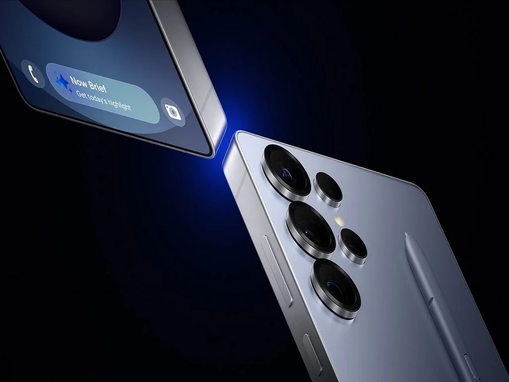 Такого ещё не было: Samsung показала затемнение части экрана смартфона от чужих глаз