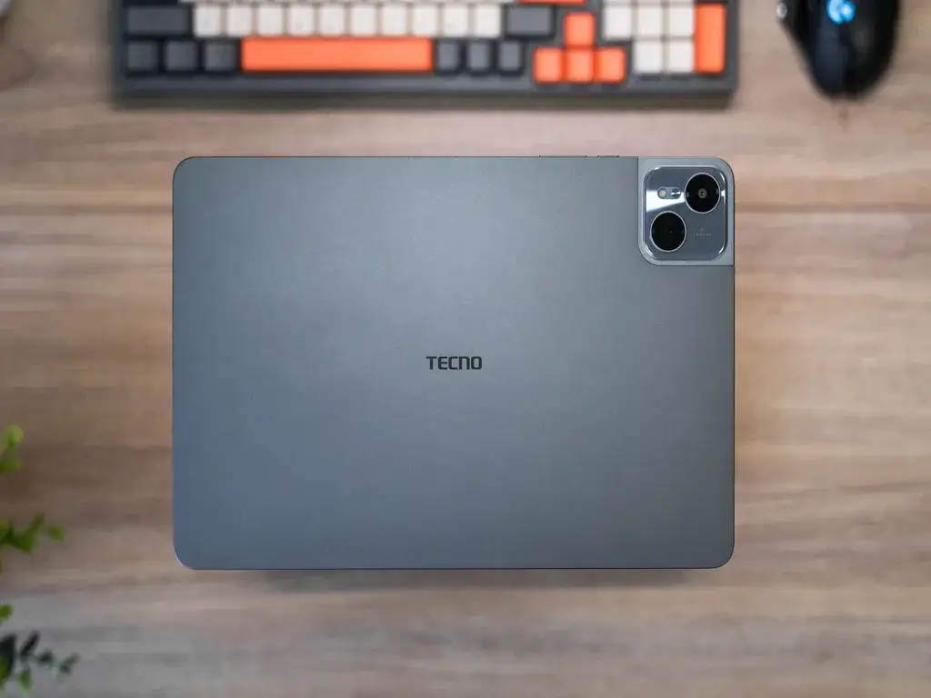 Недорогой планшет с достойным экраном и приличной автономностью Tecno MegaPad SE